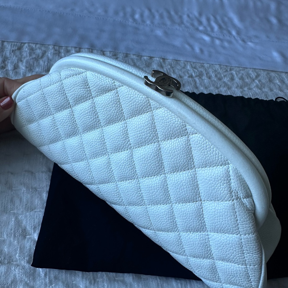 CHANEL White Quilted Clutch